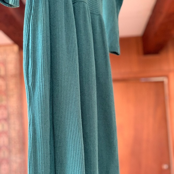 Vintage Waffle Weave Forest Green Dress (has pockets!) - Picture 4 of 9